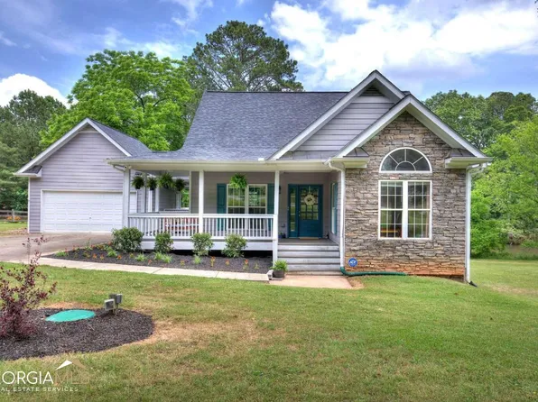 26 J R Rd NE, Cartersville, GA 30121