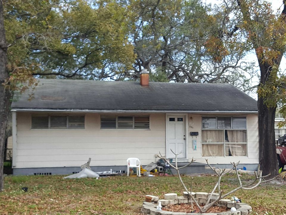 1st image of 201 Marham Ave