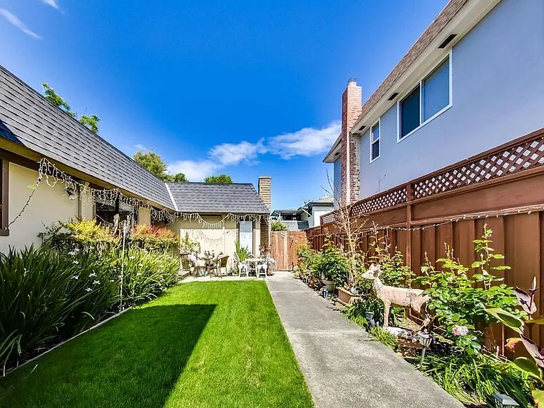 1709 Valota Rd — Photo 30