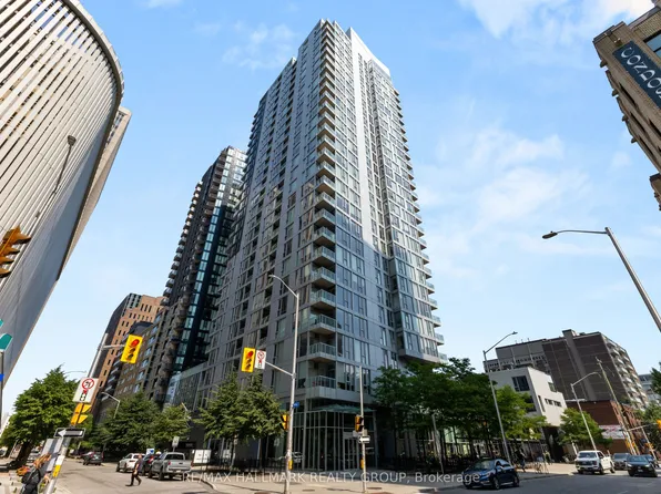 179 Metcalfe St #2003, Ottawa, ON K2P 0W1
