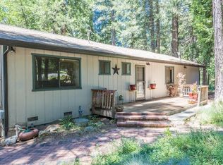 3725 Garnet Rd, Pollock Pines, CA 95726