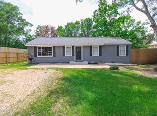 223 Cunningham Dr, Pearl, MS 39208