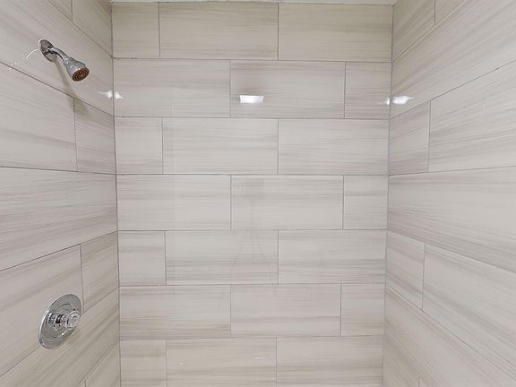 5th image of 300 Broadway #B12