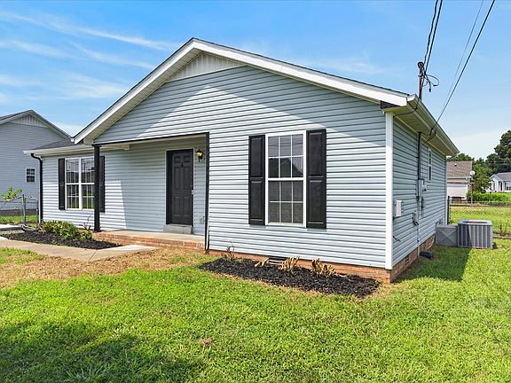 3rd image of 529 Gainey Dr