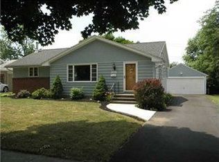 208 Mill Rd, West Seneca, NY 14224