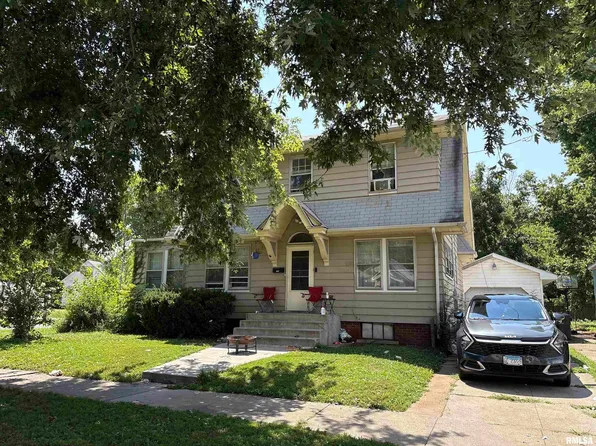 1022 E Republic St, Peoria, IL 61603