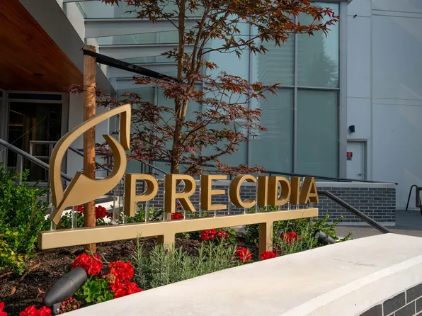 699 Whiting Way #1104, Coquitlam, BC V3J 7W9