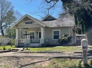 605 10th St N, Clanton, AL 35045