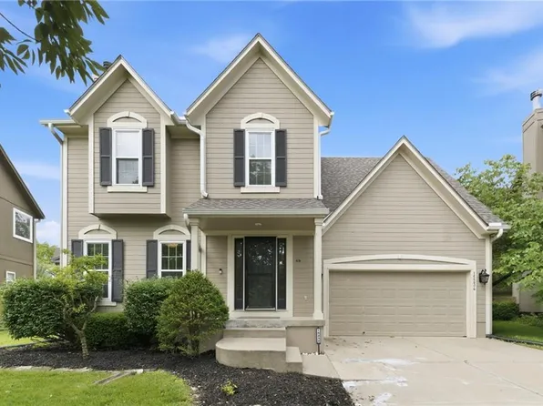 15234 S Albervan St, Olathe, KS 66062