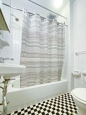 Rented by City Connections Realty | media 22