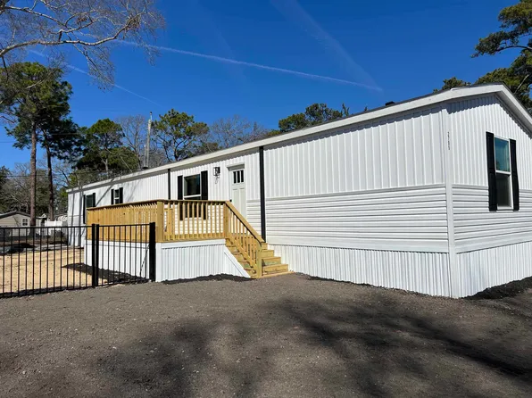 2705 Capricorn Dr., Myrtle Beach, SC 29575