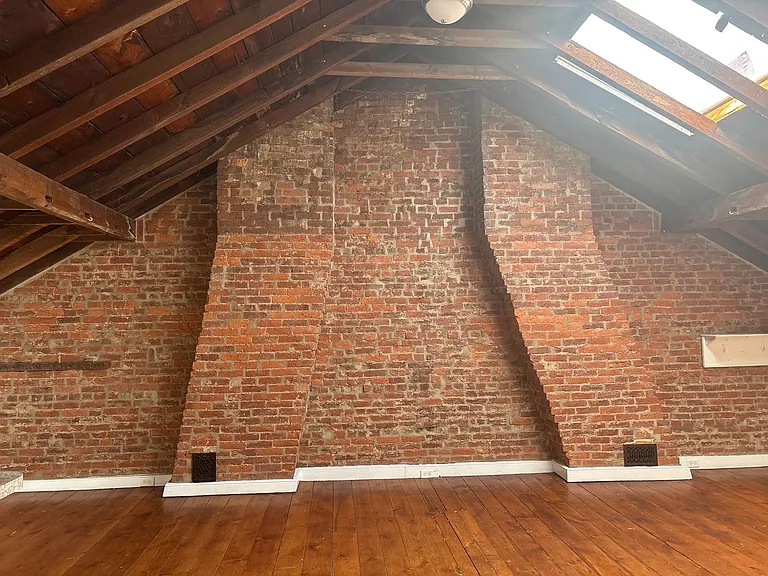 36 N Beaver St #3 — Photo 6
