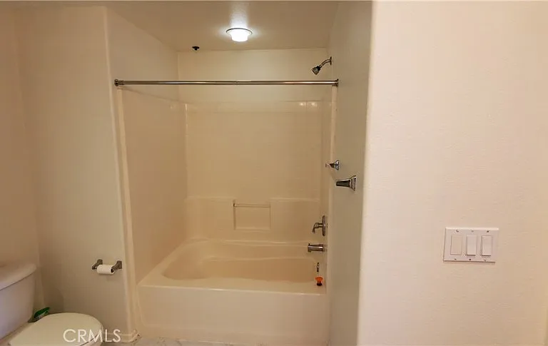 2441 Watermarke Pl — Photo 7