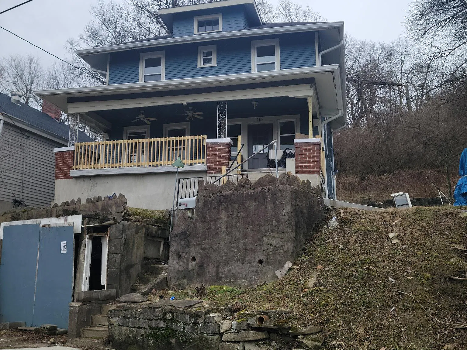 4 bed, 1600 sqft, $2,000 — Photo 1