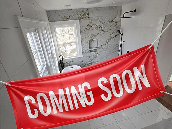 2nd image of 800 Valentine Rd