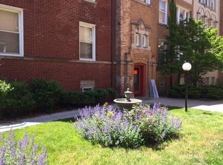 1820 E 72nd St #3, Chicago, IL 60649