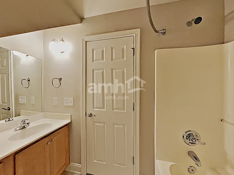 1536 Jeter Way — Photo 13