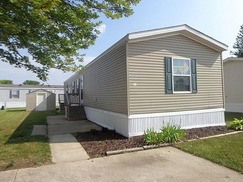 1st image of 38984 Wyoming Dr