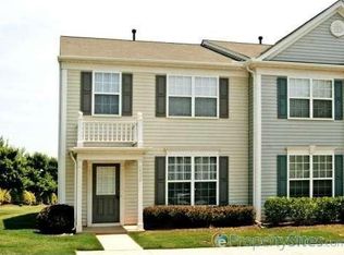8520 Silhouette Pl, Raleigh, NC 27613