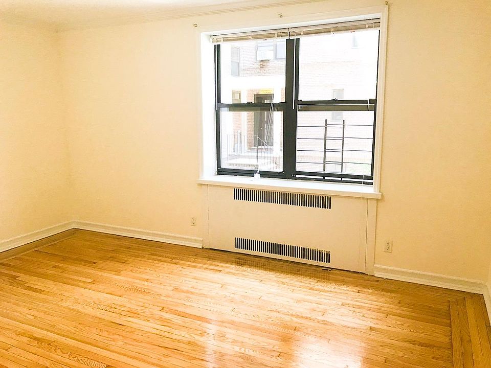 1st image of 3620 Bowne St APT 1F