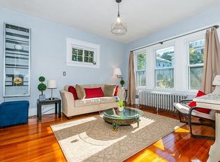 31 Mendelssohn St, Roslindale, MA 02131
