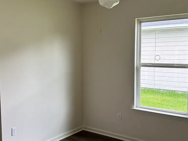 2544 Elvin Dr — Photo 8