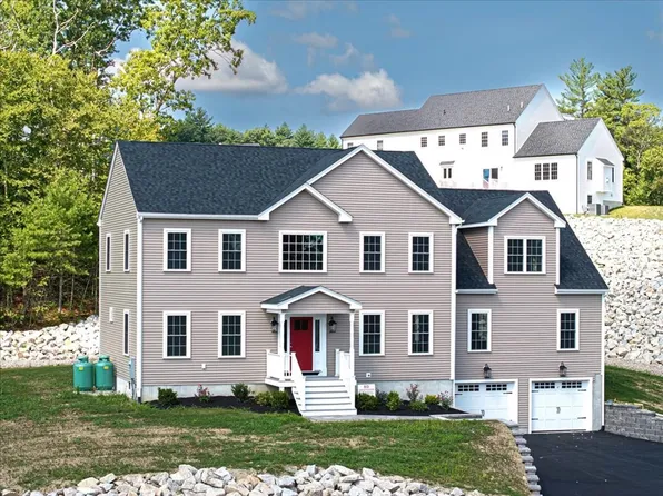 47 Valerie Run, Northbridge, MA 01534