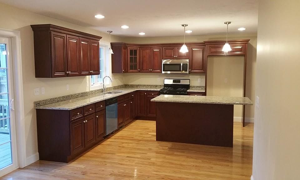 2nd image of 14 Bates Rd