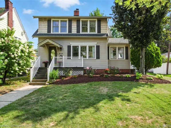 849 W Breckenridge St, Ferndale, MI 48220