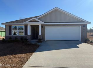 17463 E Sycamore St, Gulfport, MS 39503