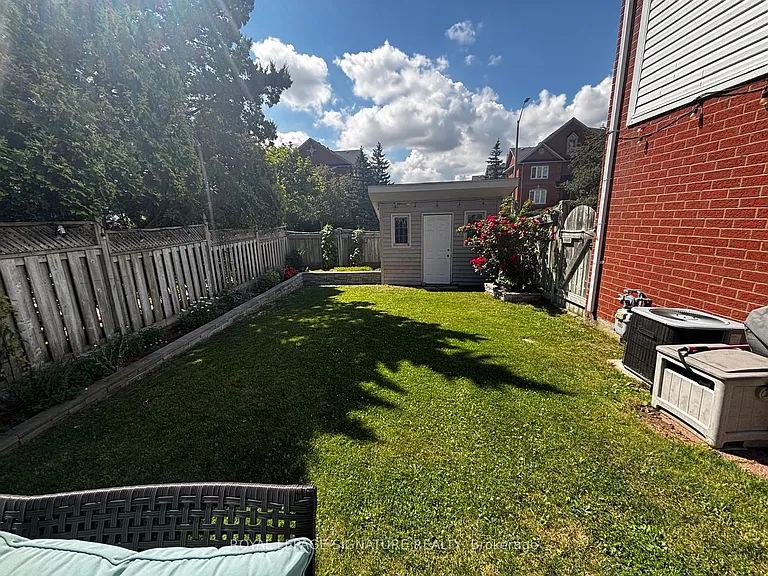 6568 Aston Martin Mews — Photo 27