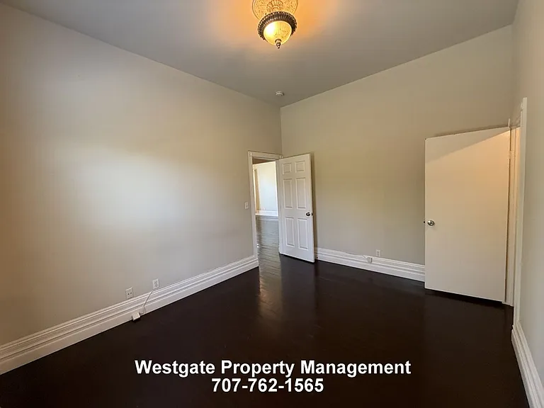 728 Petaluma Blvd S — Photo 11