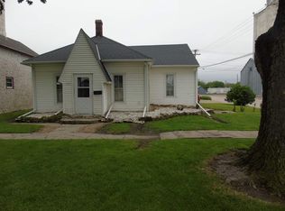 293 N 3rd St, David City, NE 68632