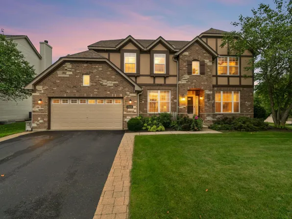 710 Northgate Dr, Sycamore, IL 60178