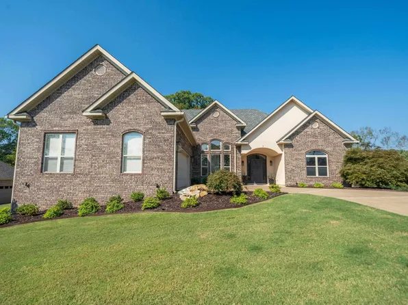 214 Trabecca Cir, Hot Springs, AR 71913