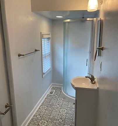 3rd image of 1601 Kenilworth Ave APT D