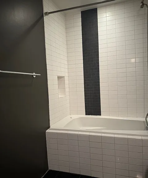 1010 Sycamore Ave #106 — Photo 7