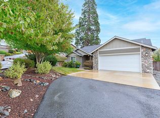 1433 NE Quail Xing, Grants Pass, OR 97526