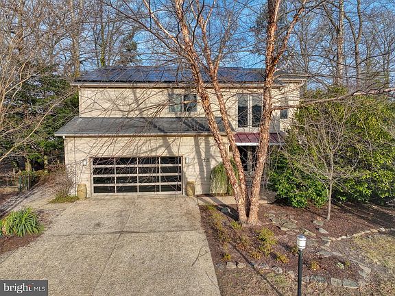 3rd image of 115 Cornwall Rd