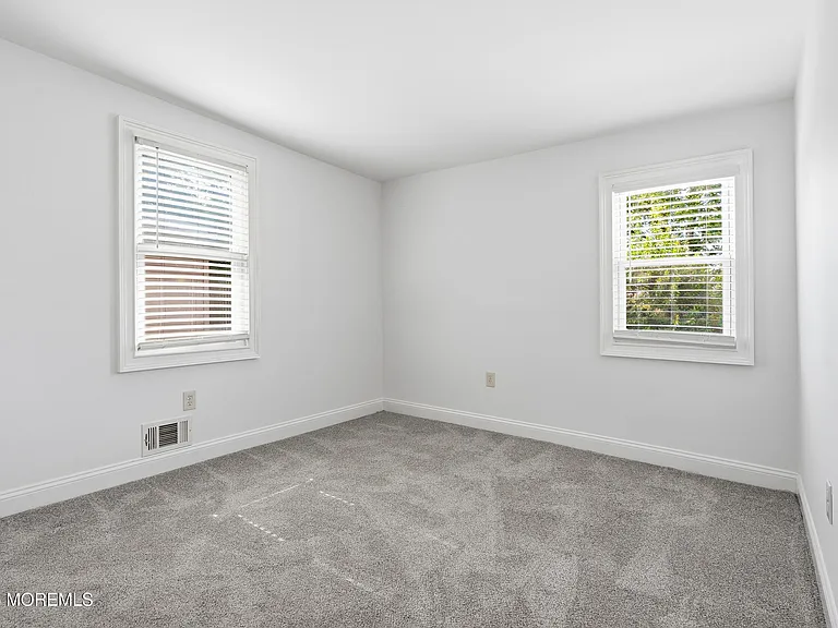69 Linden Pl — Photo 26