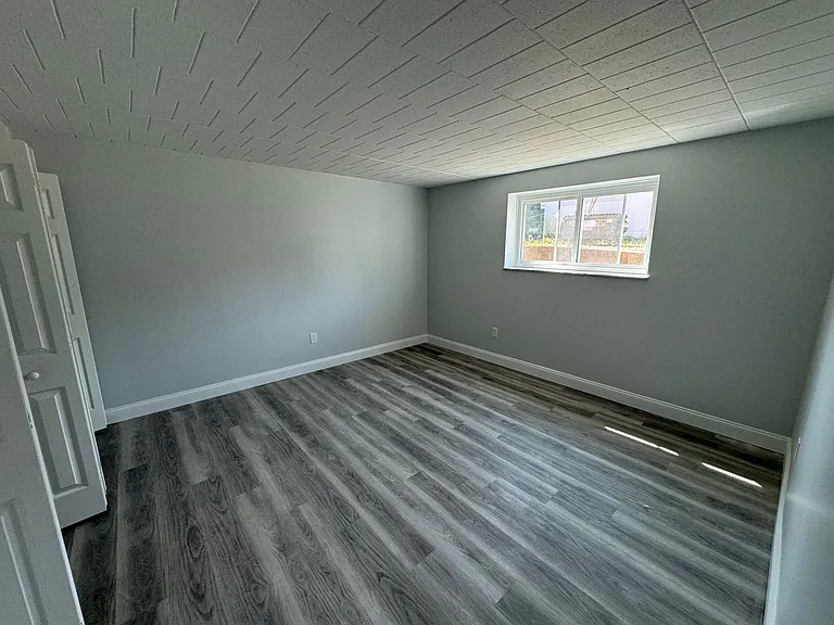 902 Erdner Ave #1 — Photo 6