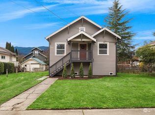 39663 SE Spruce St, Snoqualmie, WA