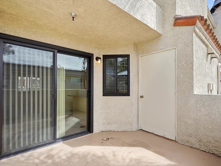 Kimberly Terrace — Photo 33