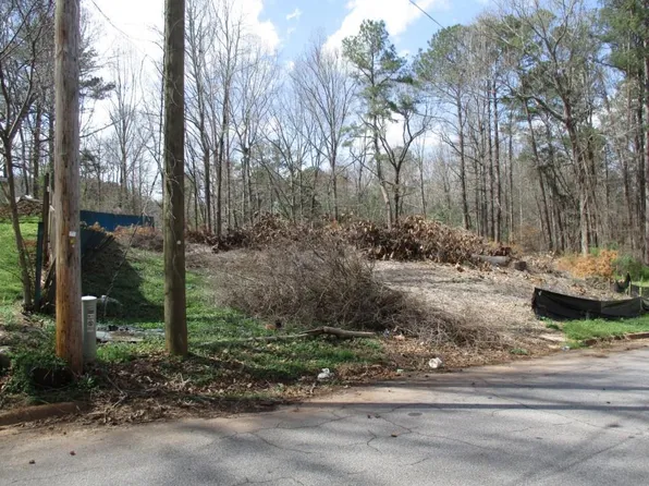 9152 Ford St SW, Covington, GA 30014