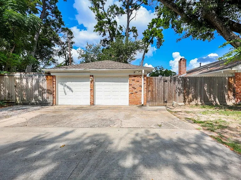 10003 Warwana Rd — Photo 18