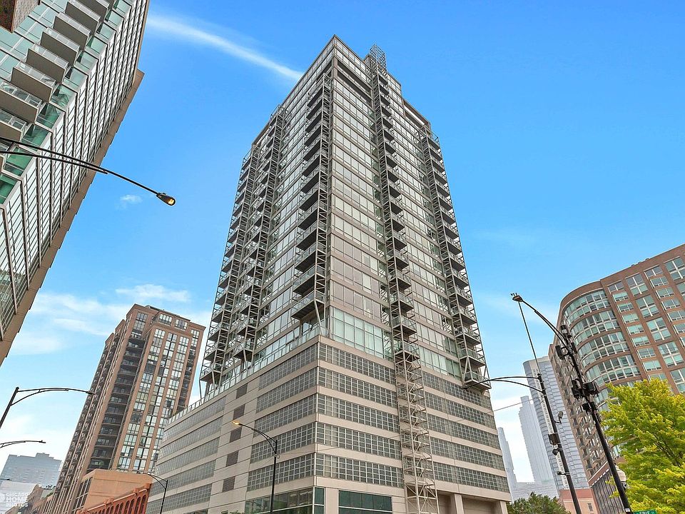 1st image of 653 N Kingsbury St APT 901
