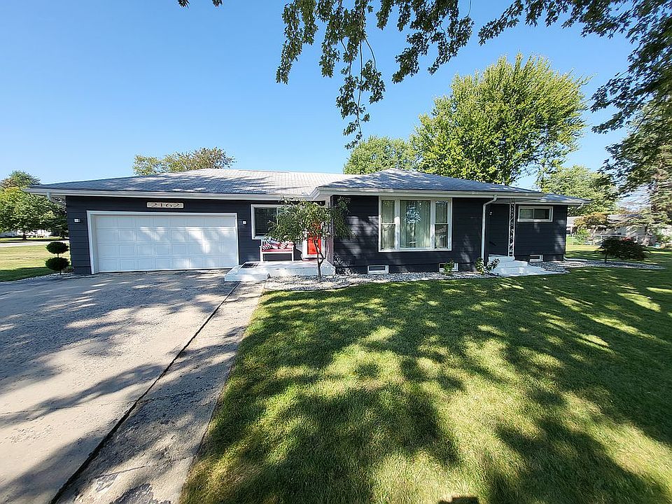 1st image of 2162 Birchwood Dr