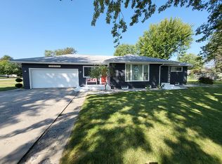 2162 Birchwood Dr, Adrian, MI