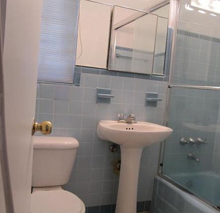 5th image of 699 NE 92nd St APT 4