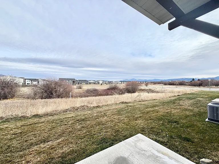 1020 Baxter Creek Way #B — Photo 14